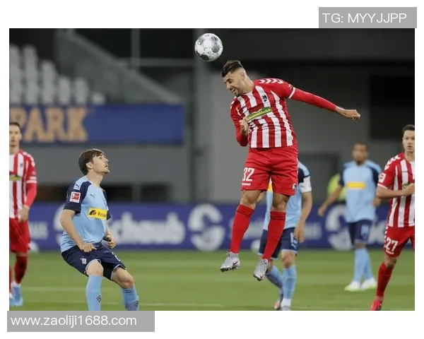 厄尔士与汉堡的激烈对决揭示足球战术与团队合作的完美结合 厄尔士与汉堡的激烈对决揭示足球战术与团队合作的完美结合