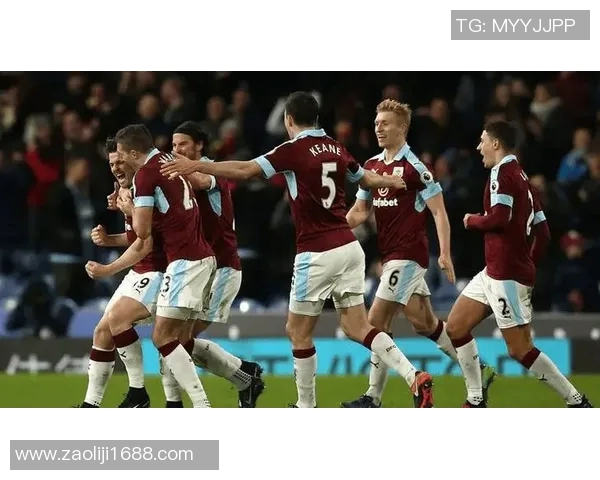 尤文图斯与热刺的对决卡恩能否带领球队逆转局势