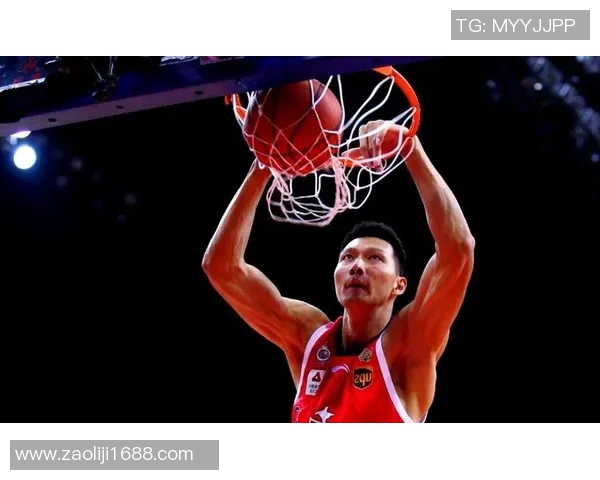 易建联的篮球传奇之路：从CBA明星到国际赛场的闪耀时刻