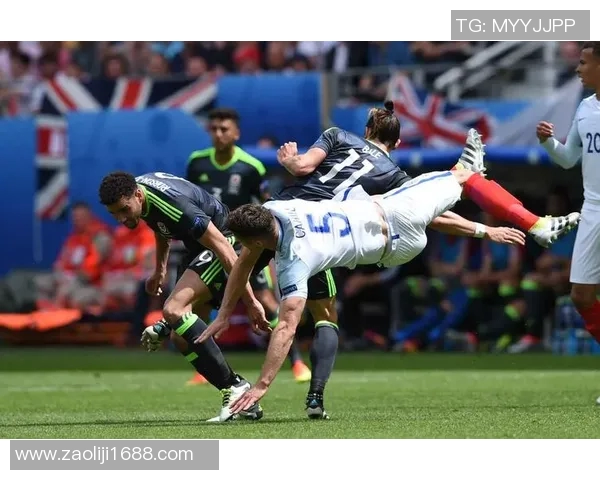 智利与澳大利亚激战正酣双方球员展现精彩表现与战术较量 智利与澳大利亚激战正酣双方球员展现精彩表现与战术较量